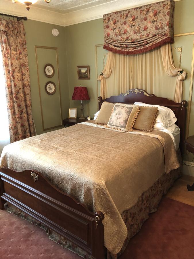 אובורן Penley House Bed & Breakfast מראה חיצוני תמונה